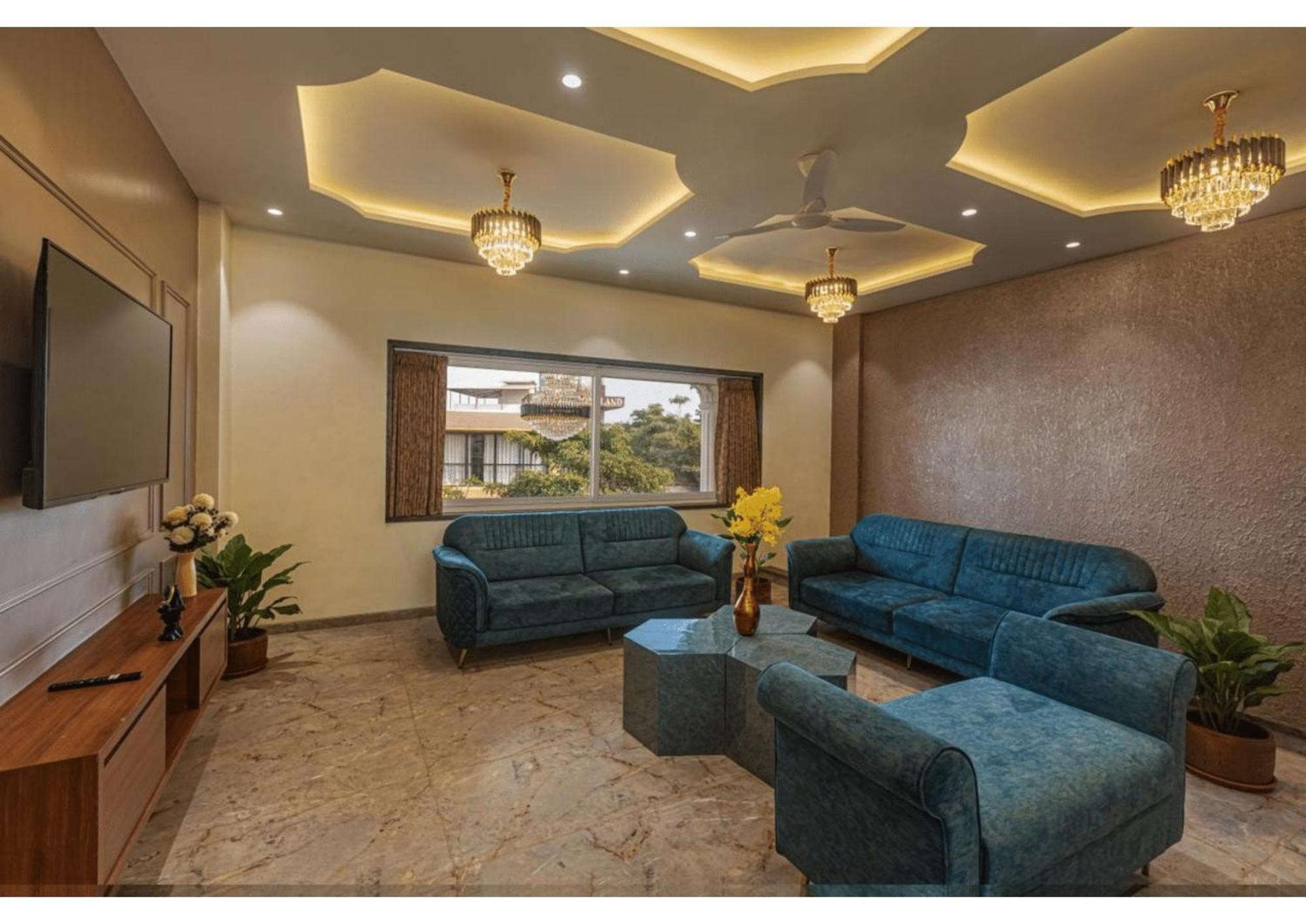 Mountain Glory 8Bhk By Tensorstays, Pool & Theater Igatpuri Exterior photo